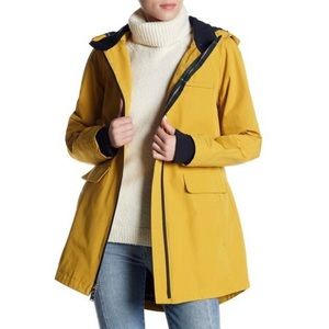 pendleton yellow raincoat